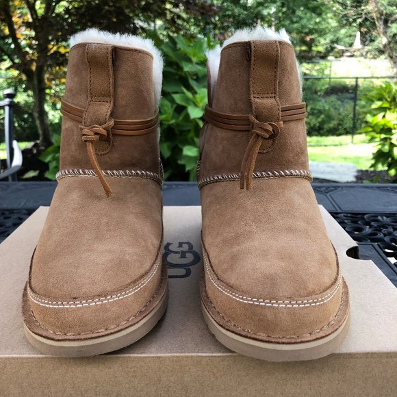 UGG Esther Water resistant Suede Boot - Picture 6 of 13